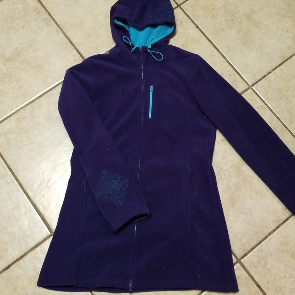 Athleta long warm and well fitted fleece
